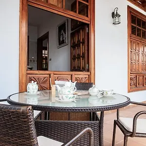 Guanapay En El Centro De Teguise Сasa de vacaciones